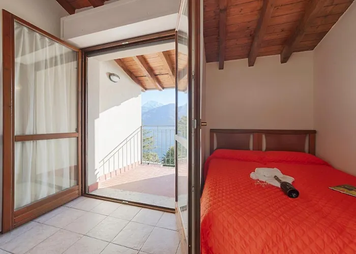 公寓 2-bedroom Lakeview At The *