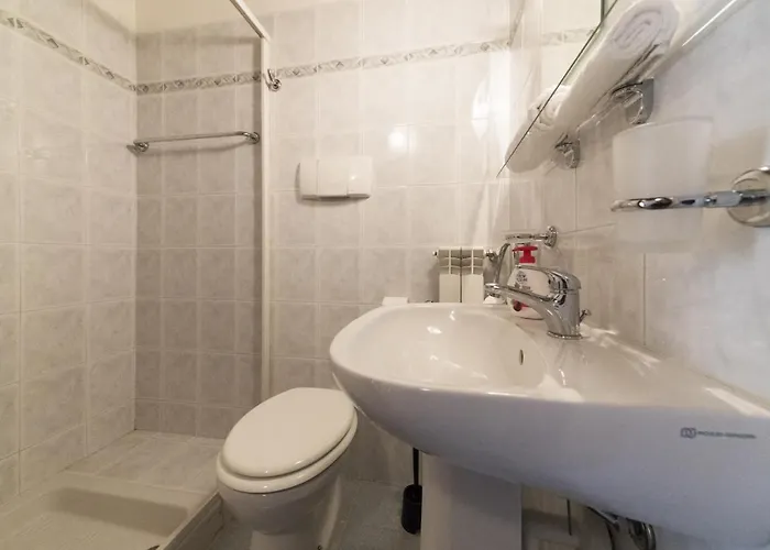 2-bedroom Lakeview At The Acquaseria